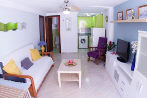 Bajo Lowcost junto al paseo Maritimo